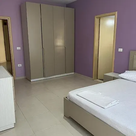 Casa De Rrapaj * Vlorë